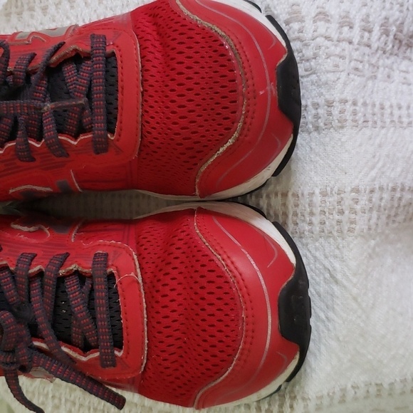 New Balance 680 techride red running sneakers, women's size 6 - Picture 3 of 10